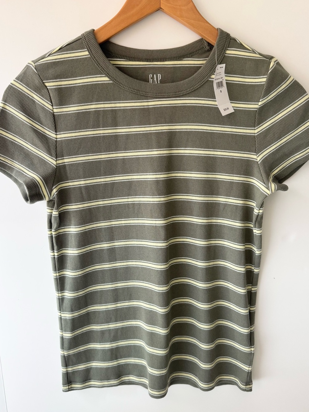 GAP Green Cream Striped Ribbed Crew Tee Shirt, NWT, Women’s Size Small